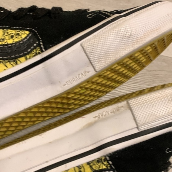 Super Rare Vans x Spongebob Squarepants Mike Gigliotti Sk8 Hi High Top Sneakers - Picture 13 of 14